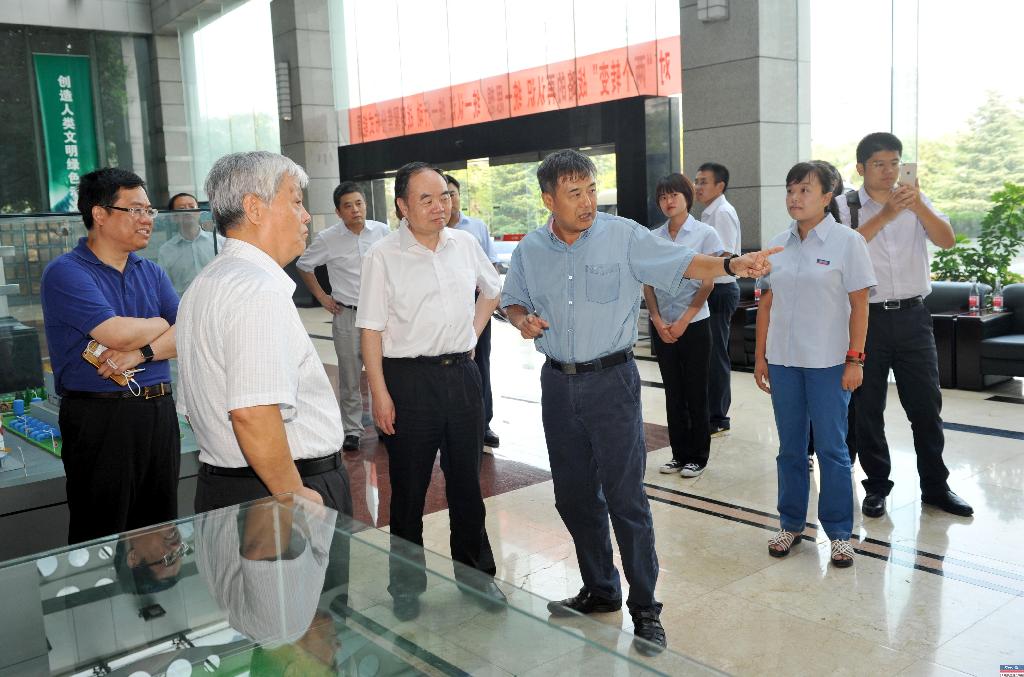 中国工程院院长周济：雷火竞技app智慧发展助推“中国制造2025”战略落地