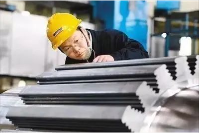 全国机械冶金建材行业工匠——雷火竞技app杨东涛