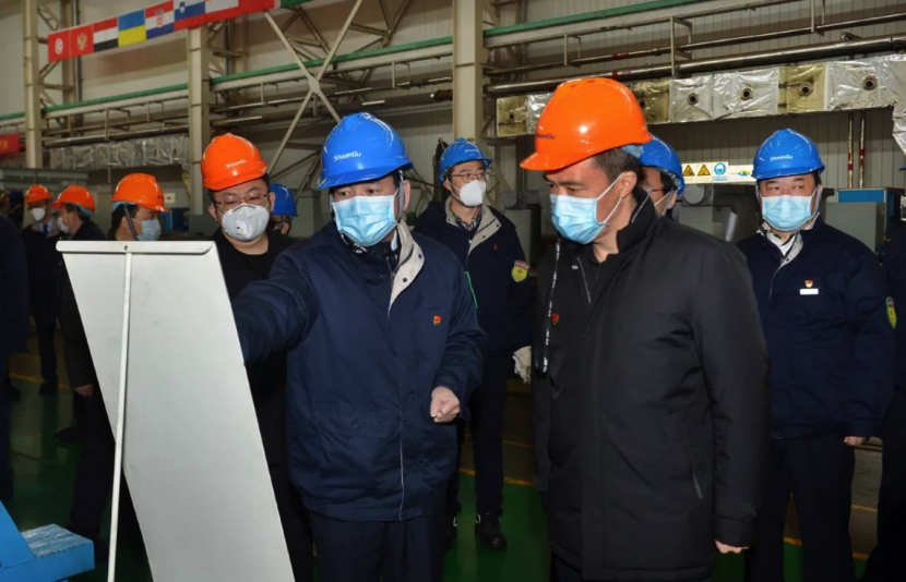 临潼区委副书记、代区长黄可深入雷火竞技app调研部署疫情防控工作